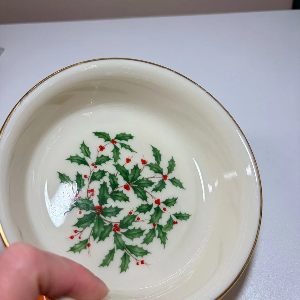 Lenox Holiday Dimension Collection Small Bowl Holly Berries Gold Trim USA Made‎